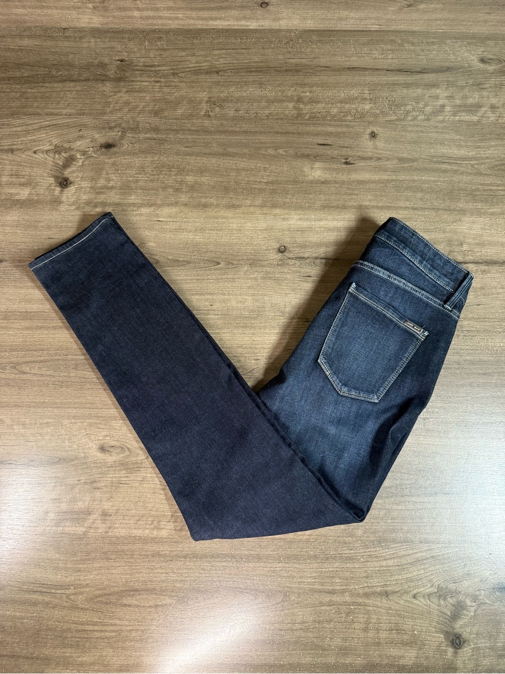 White House Black Market "The Sculpt" Women’s Slim Fit Denim Jeans 6